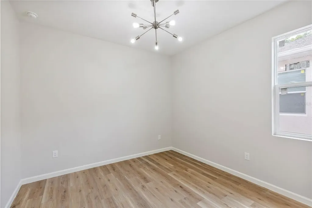 809 E 131st Avenue Tampa FL 33612