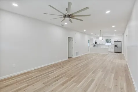 809 E 131st Avenue Tampa FL 33612