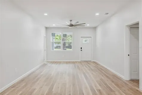 809 E 131st Avenue Tampa FL 33612