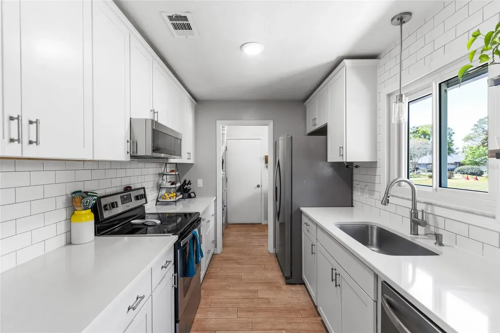 6109 NW 107th Place Alachua FL 32615