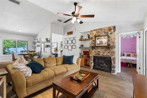 6109 NW 107th Place Alachua FL 32615