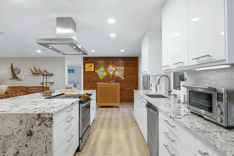 440 W Gate Drive Venice FL 34285