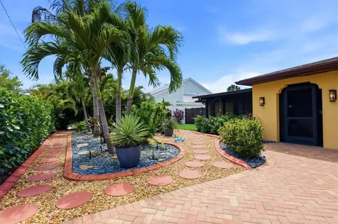 440 W Gate Drive Venice FL 34285