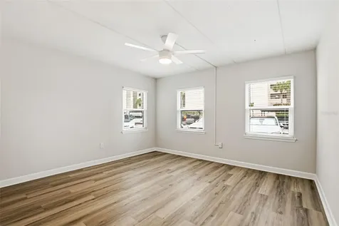 1160 Rue Des Rois South Pasadena FL 33707