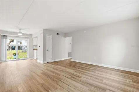 1160 Rue Des Rois South Pasadena FL 33707