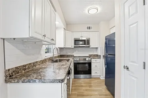 1160 Rue Des Rois South Pasadena FL 33707