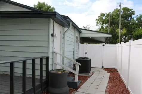 1106 E Dr Martin Luther King Jr Boulevard Plant City FL 33563