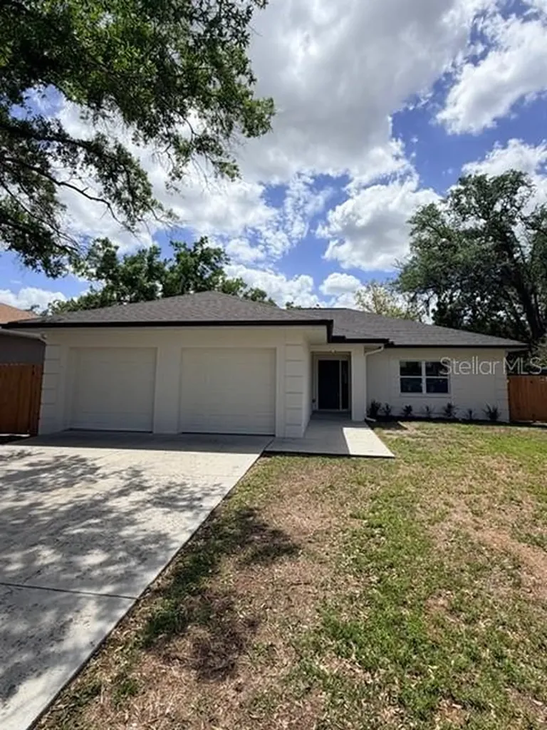 119 E 143rd Avenue Tampa FL 33613