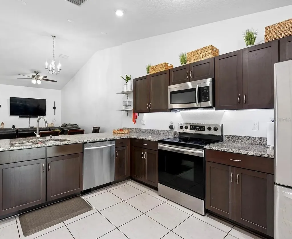 84 Buttonworth Drive Palm Coast FL 32137