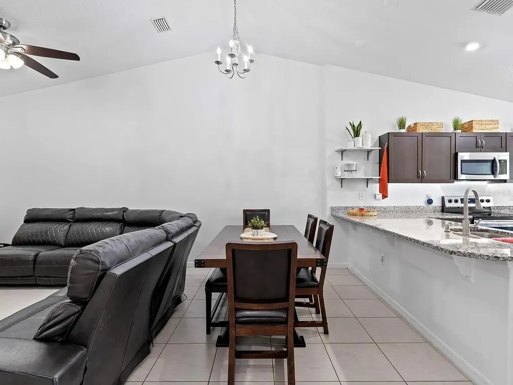 84 Buttonworth Drive Palm Coast FL 32137