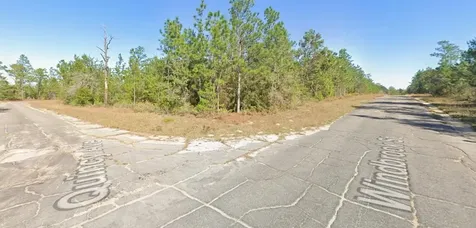 Windbrook Street Chipley FL 32428