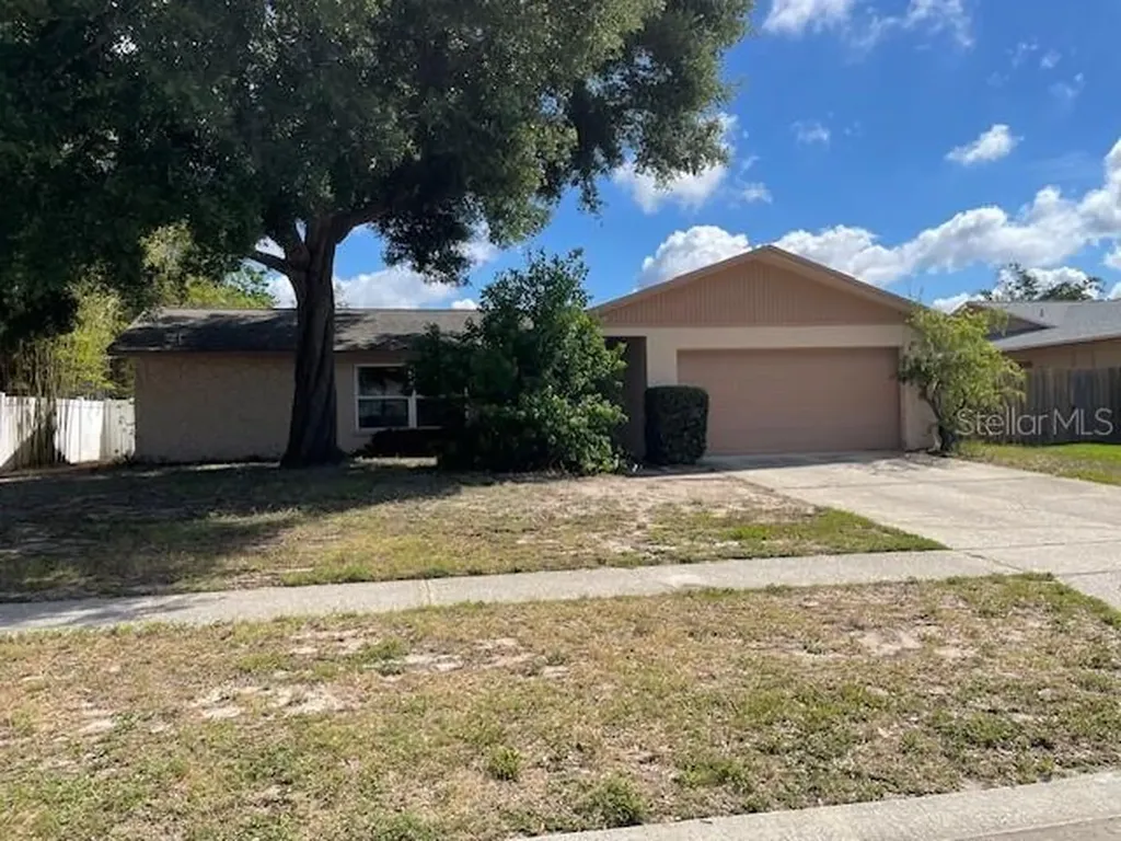 2230 Birchbark Trail Clearwater FL 33763