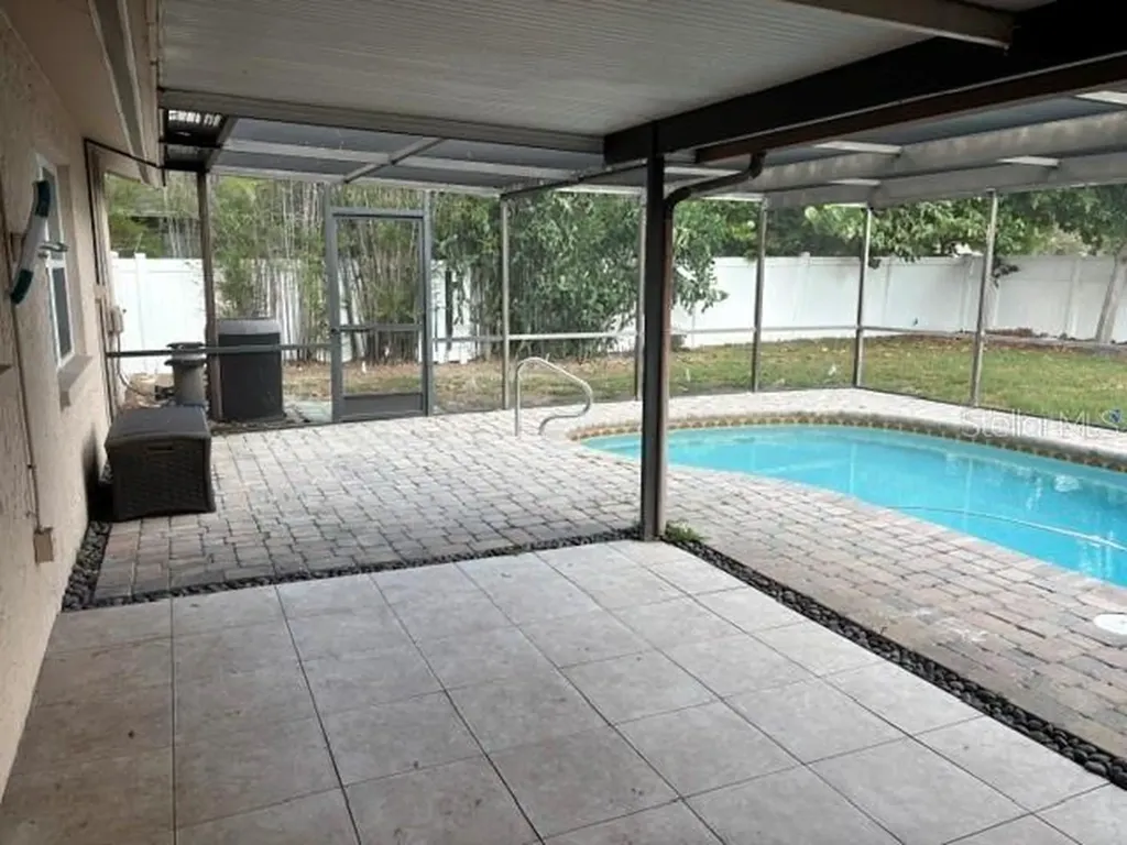 2230 Birchbark Trail Clearwater FL 33763
