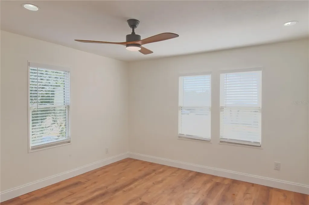 1200 40th Street S St Petersburg FL 33711