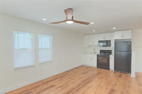 1200 40th Street S St Petersburg FL 33711