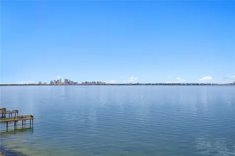 4950 Bayshore Boulevard Tampa FL 33611