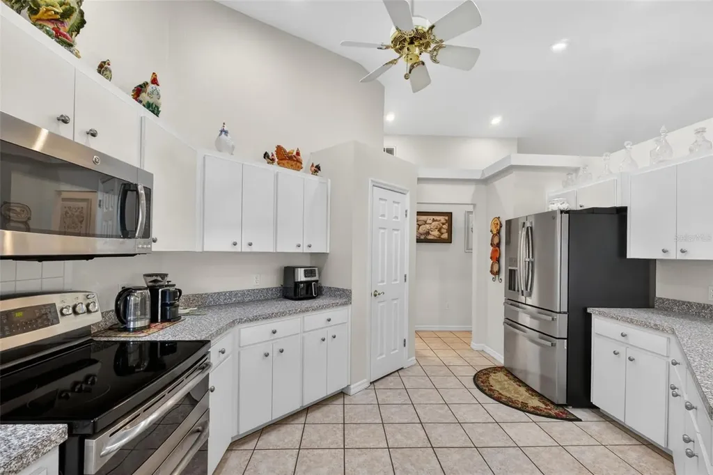 2533 Roslyn Lane Lakeland FL 33812