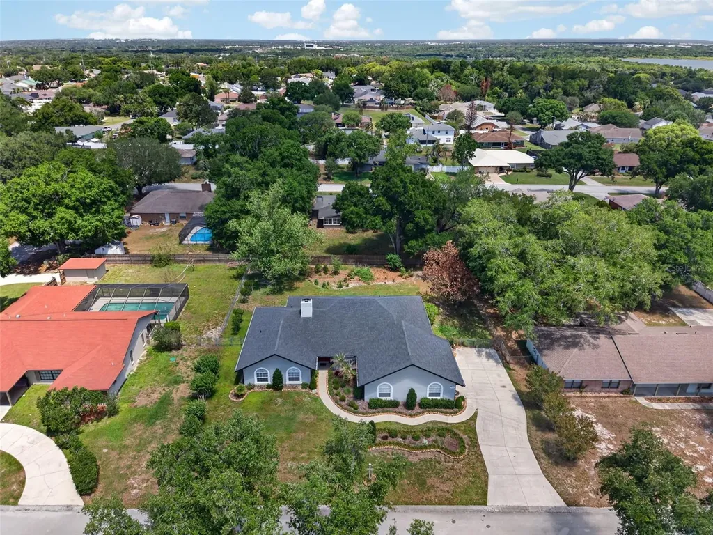 2533 Roslyn Lane Lakeland FL 33812