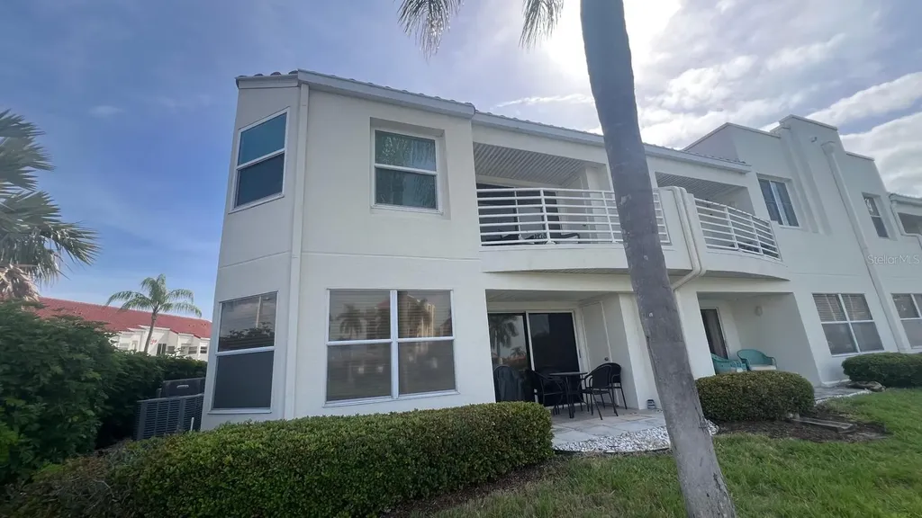 6047 Bahia Del Mar Boulevard St Petersburg FL 33715