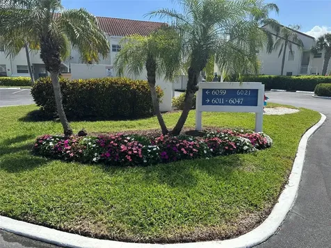 6047 Bahia Del Mar Boulevard St Petersburg FL 33715