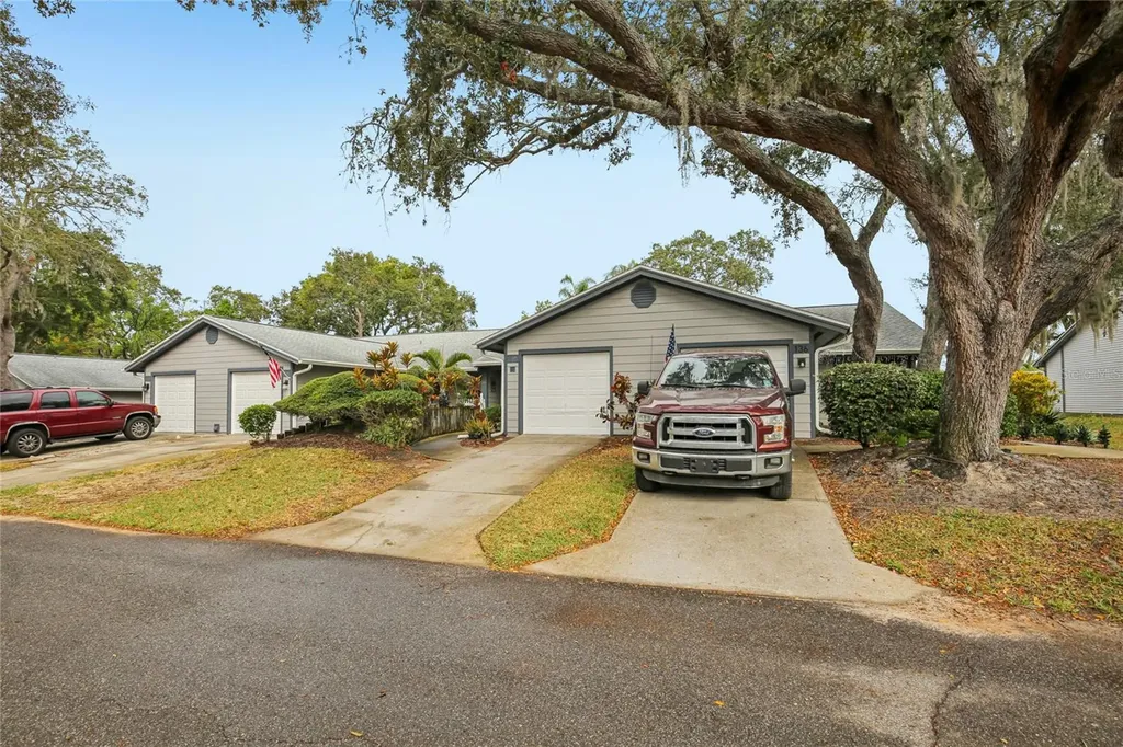 39650 Us Highway 19 Highway N Tarpon Springs FL 34689