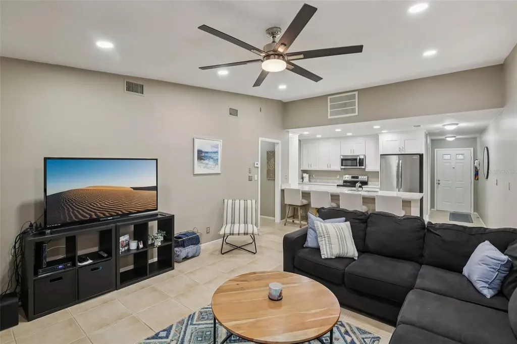 39650 Us Highway 19 Highway N Tarpon Springs FL 34689
