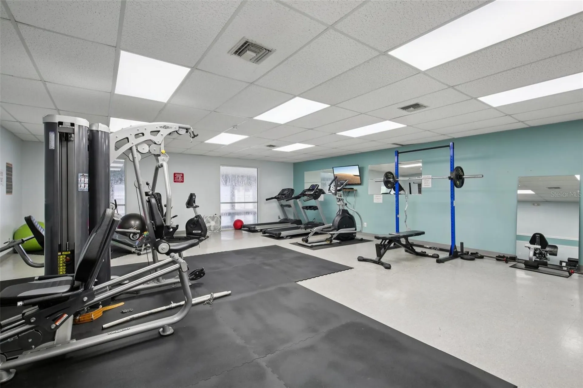 39650 Us Highway 19 Highway N Tarpon Springs FL 34689