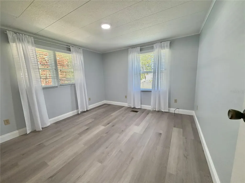 103 Royal Palm Drive Leesburg FL 34748