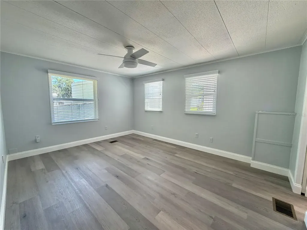 103 Royal Palm Drive Leesburg FL 34748