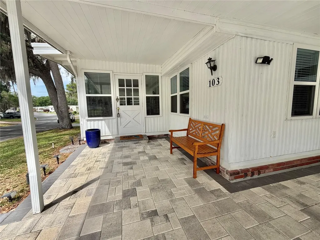 103 Royal Palm Drive Leesburg FL 34748