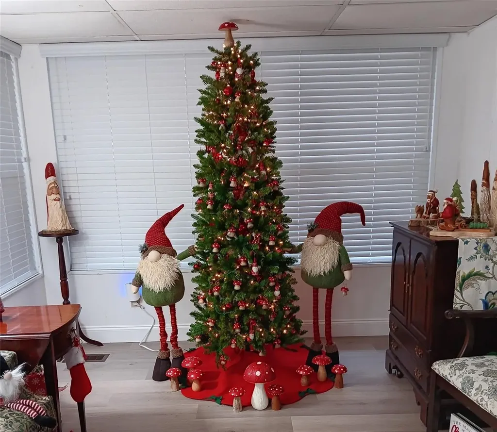 103 Royal Palm Drive Leesburg FL 34748