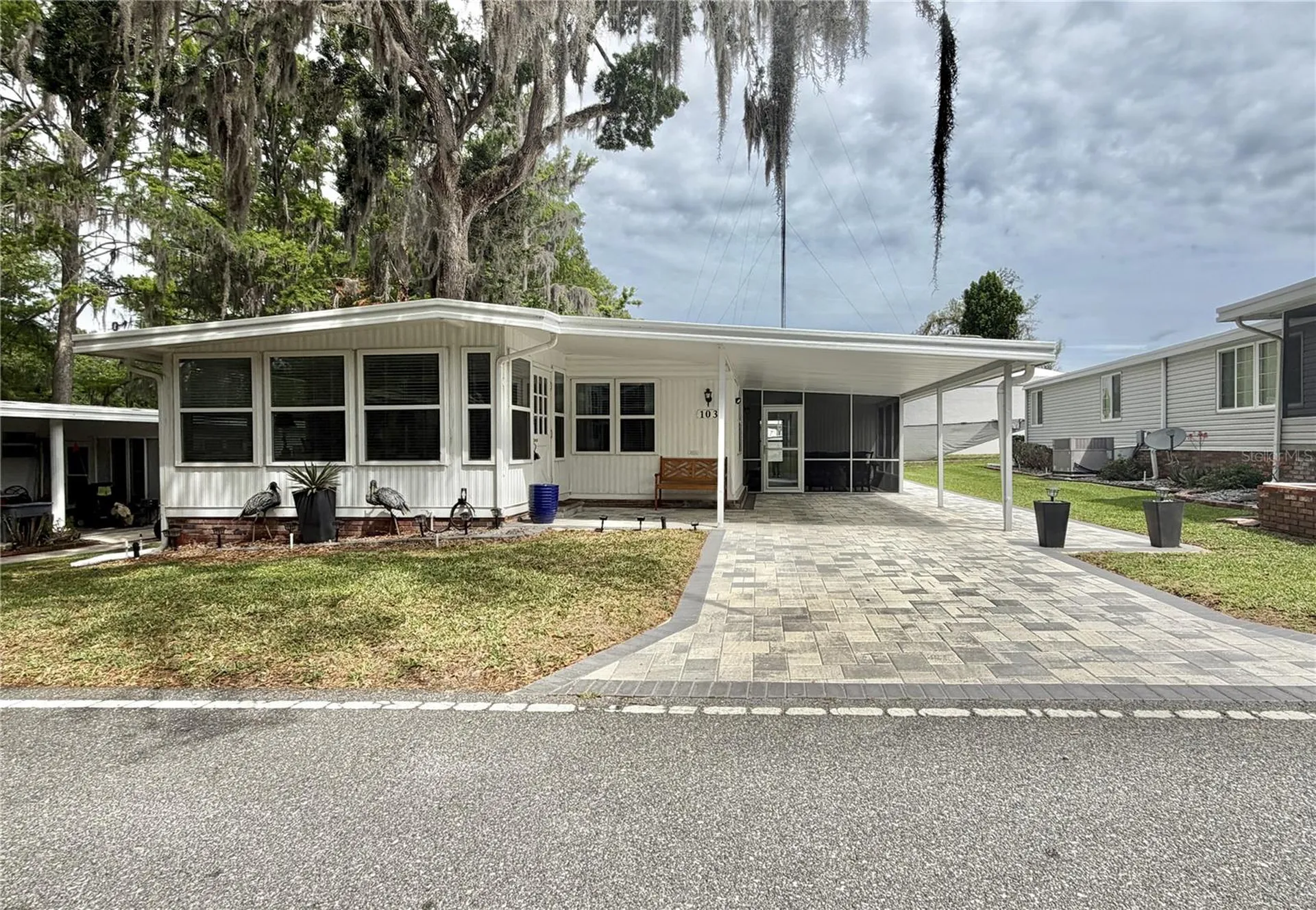 103 Royal Palm Drive Leesburg FL 34748