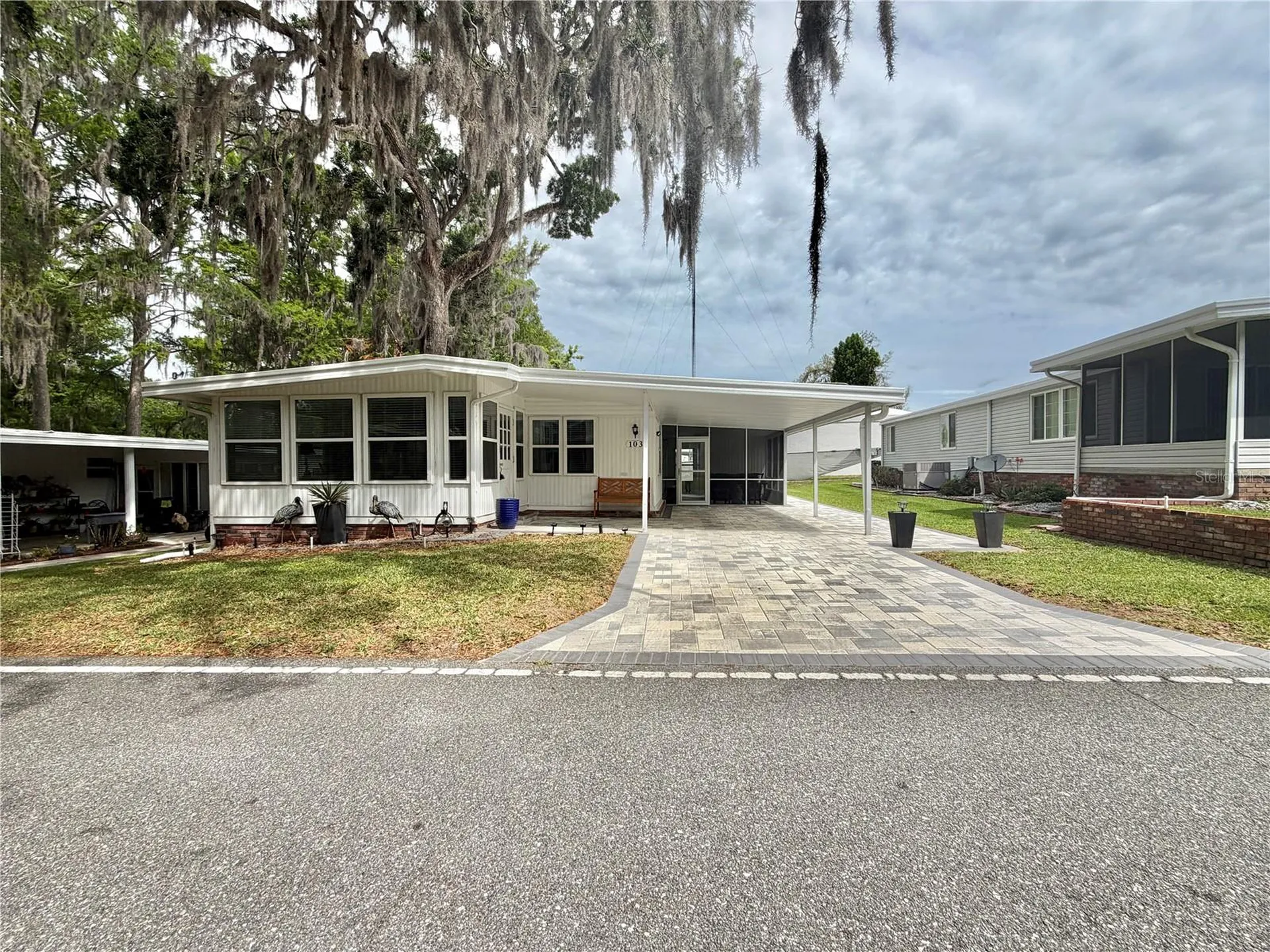 103 Royal Palm Drive Leesburg FL 34748