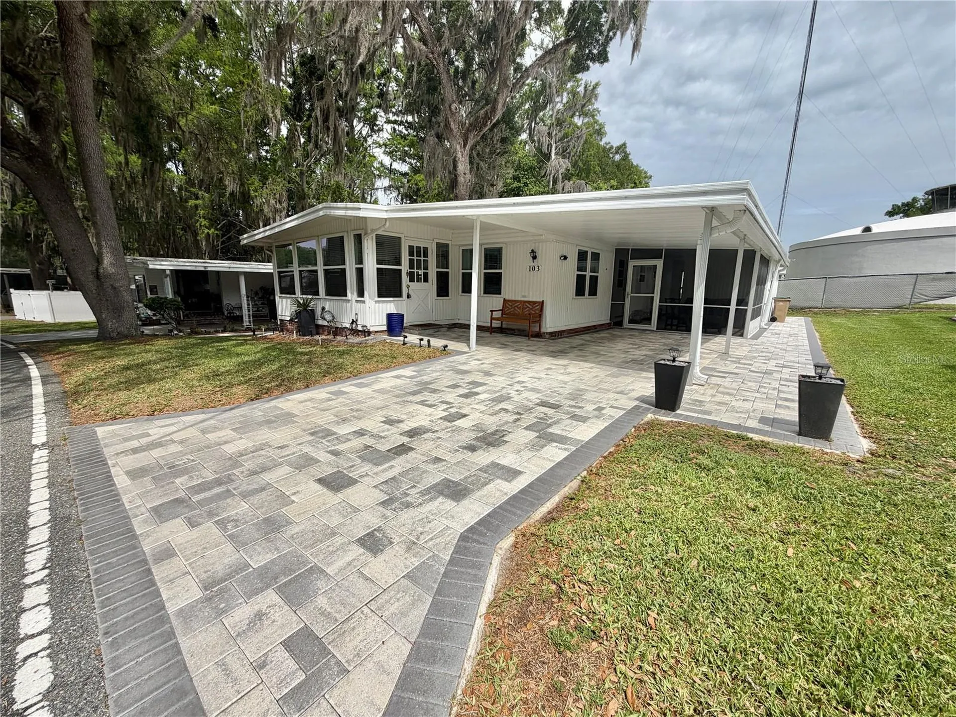 103 Royal Palm Drive Leesburg FL 34748