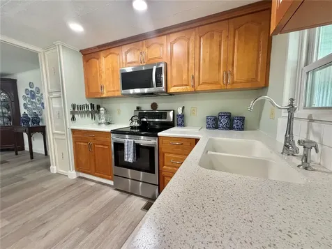 103 Royal Palm Drive Leesburg FL 34748