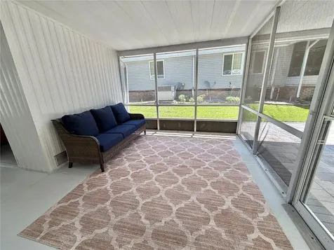 103 Royal Palm Drive Leesburg FL 34748