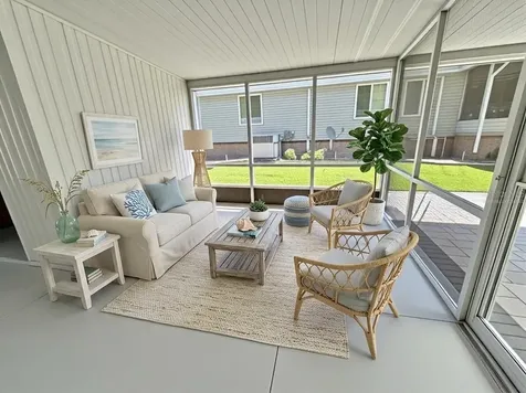 103 Royal Palm Drive Leesburg FL 34748