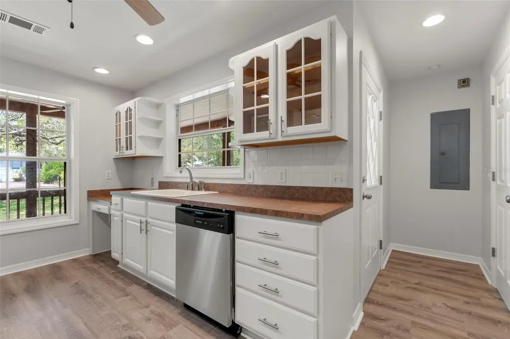 2150 Massachusetts Lanark Village FL 32323