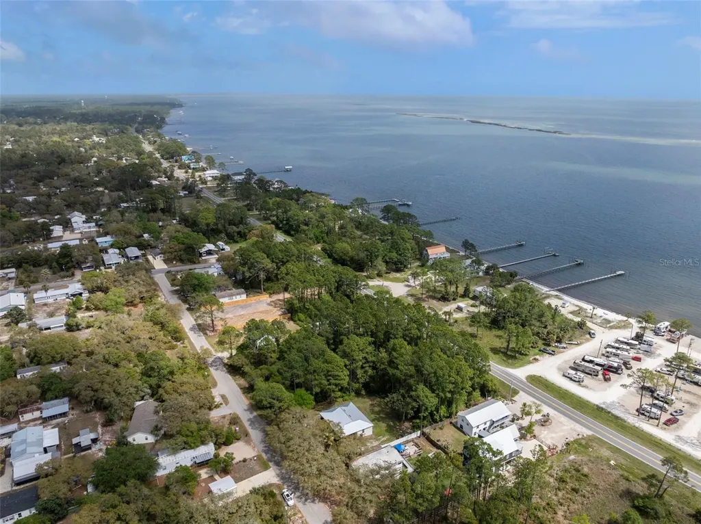 2150 Massachusetts Lanark Village FL 32323