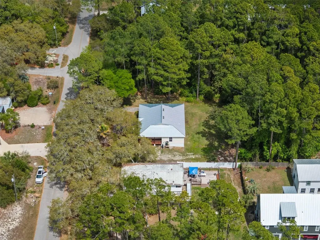2150 Massachusetts Lanark Village FL 32323
