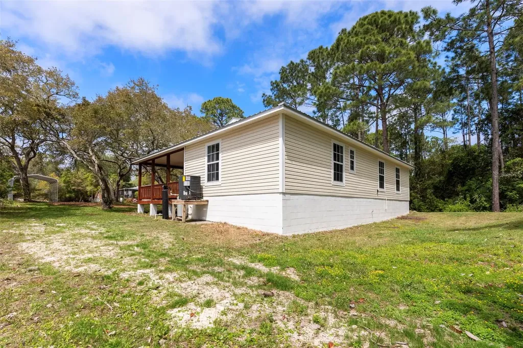 2150 Massachusetts Lanark Village FL 32323