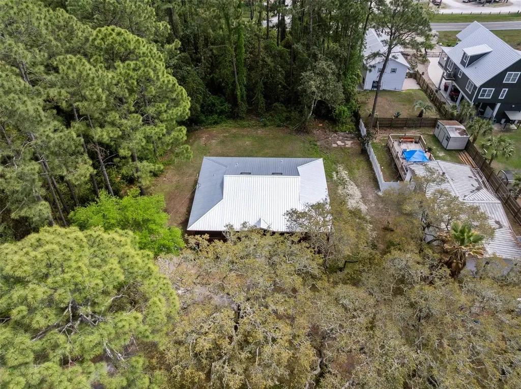 2150 Massachusetts Lanark Village FL 32323