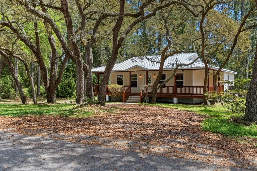 2150 Massachusetts Lanark Village FL 32323