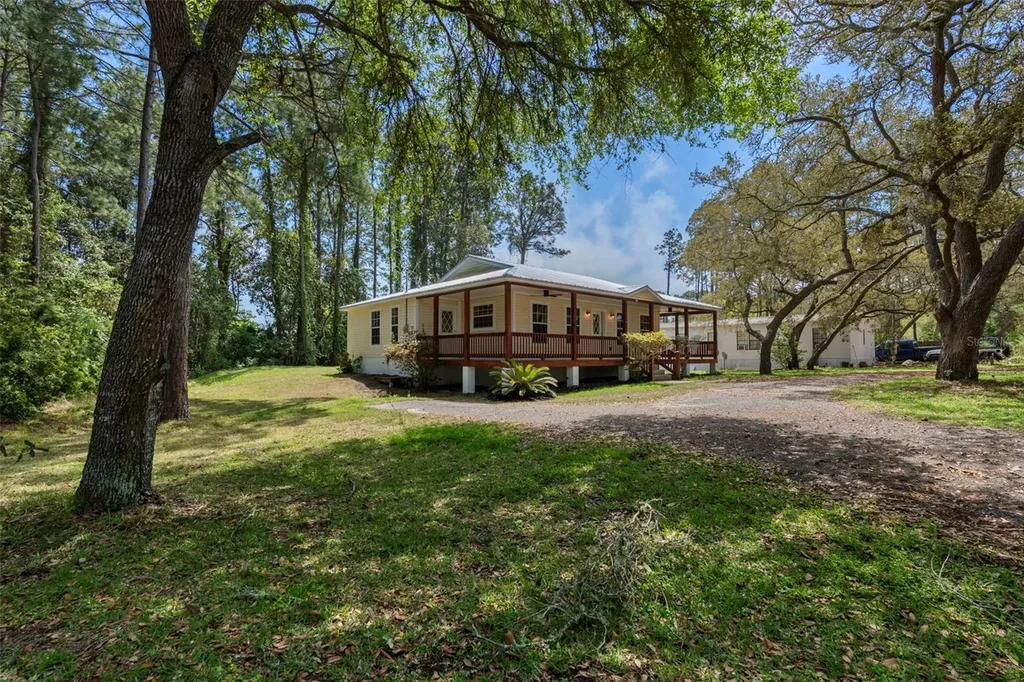 2150 Massachusetts Lanark Village FL 32323