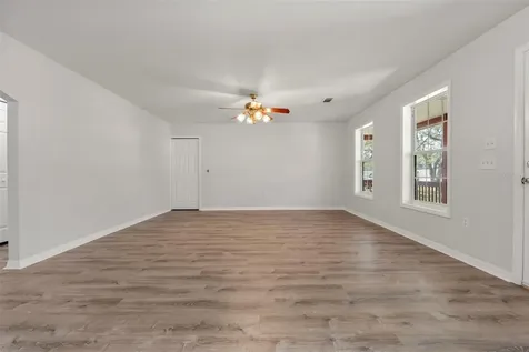 2150 Massachusetts Lanark Village FL 32323