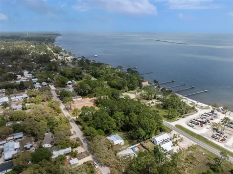 2150 Massachusetts Lanark Village FL 32323