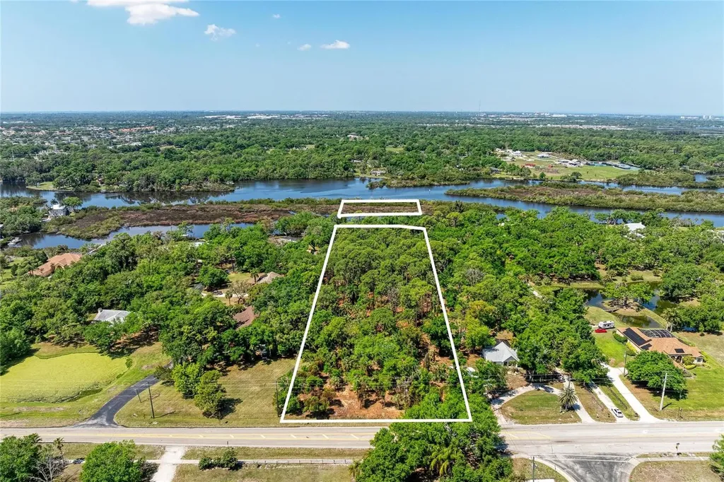 3612 57th Street E Bradenton FL 34208