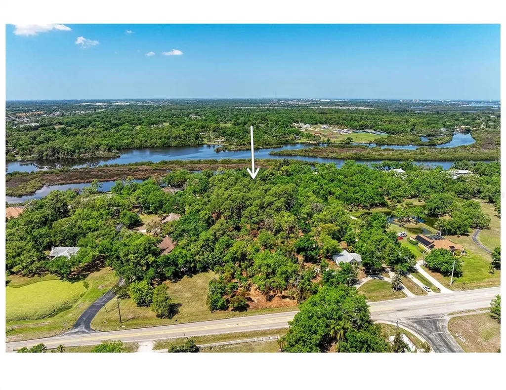 3612 57th Street E Bradenton FL 34208