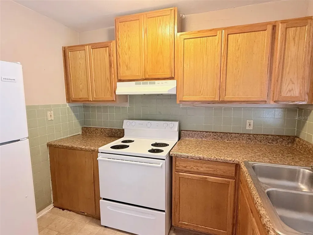 2835 Dr Martin Luther King Jr Street S St Petersburg FL 33705