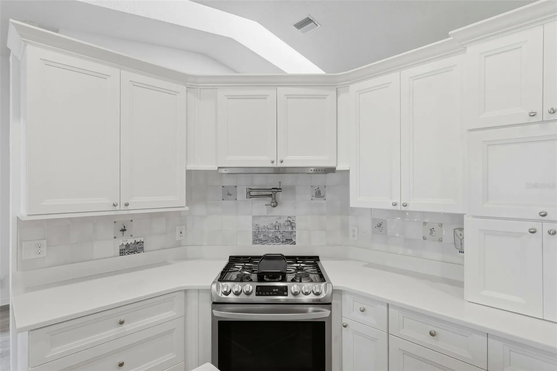 4301 52nd Avenue S St Petersburg FL 33711